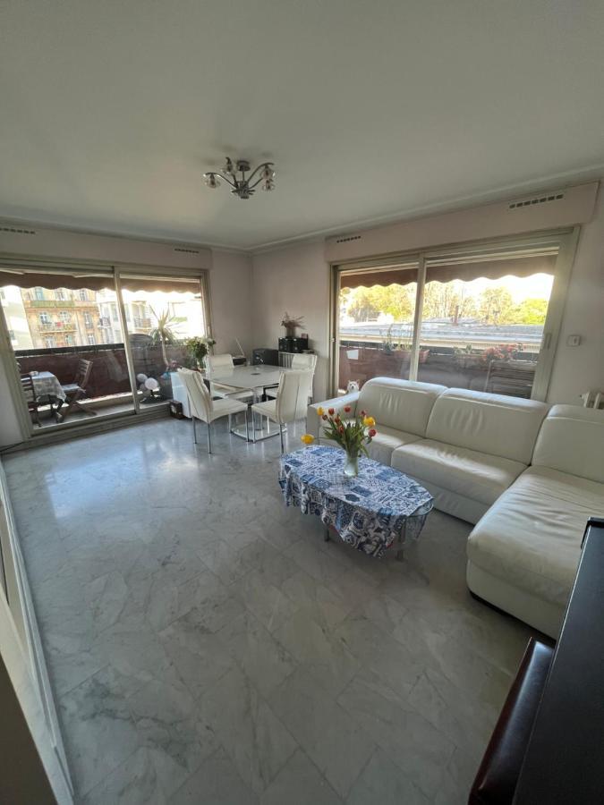 Chambre Privee Avec Terrasse Au Port De Nice Extérieur photo