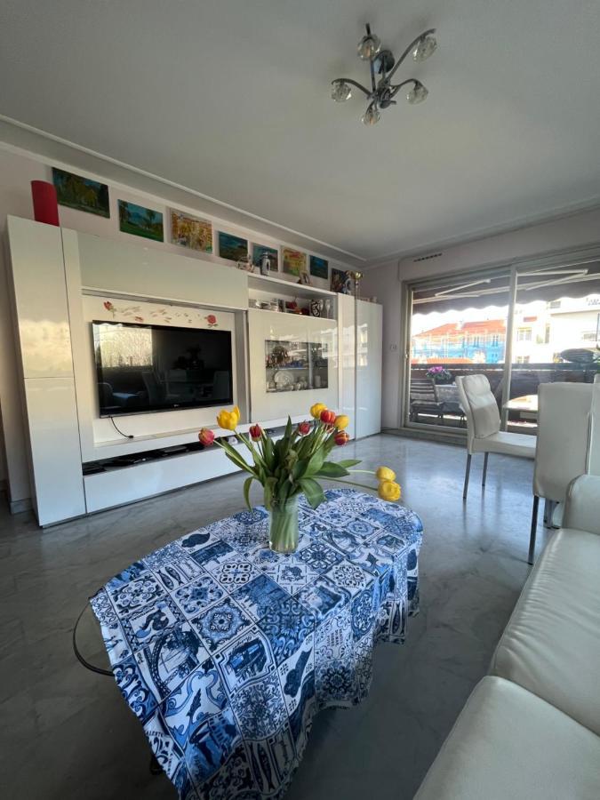 Chambre Privee Avec Terrasse Au Port De Nice Extérieur photo